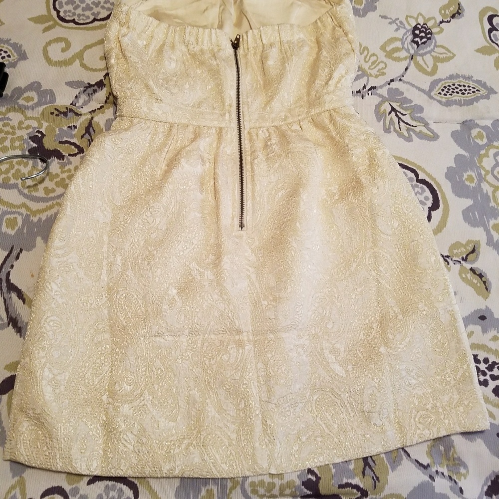 Dress - Picture 2 of 6